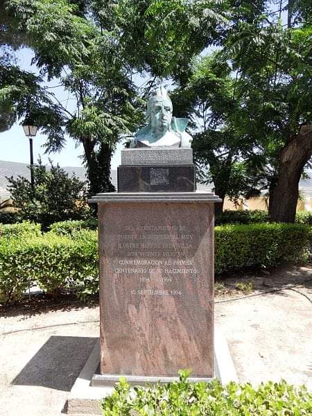 📻 LA RÀDIO À PUNT EMET A LES 23.00 H EL PROGRAMA DEDICAT AL GENERAL VICENTE ROJO 📚👇

Pots escoltar-lo punxant ací: bit.ly/3K9XzWv 🔴📍

Després el podràs llegir en el web: bit.ly/37g5fYU

Més informació 👉 bit.ly/3JZPuDI

#LaFontSomMemòriaDemocràtica