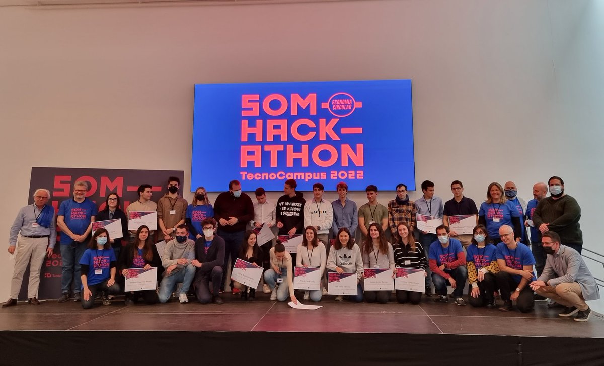 TecnoCampus's tweet photo. Clou la #SomHackathon22 amb l'entrega de diplomes a tots els #estudiants participants🤗
Moltes gràcies a tots per formar part de la #SomHackathon22 🔝🥰 @xnergic @DBotePaz @sergimoralesd @ArnauVilardell @SomMobilitat
@Accenture @AccentureSpain @Eurecat_news https://t.co/Bv0nzJwljD