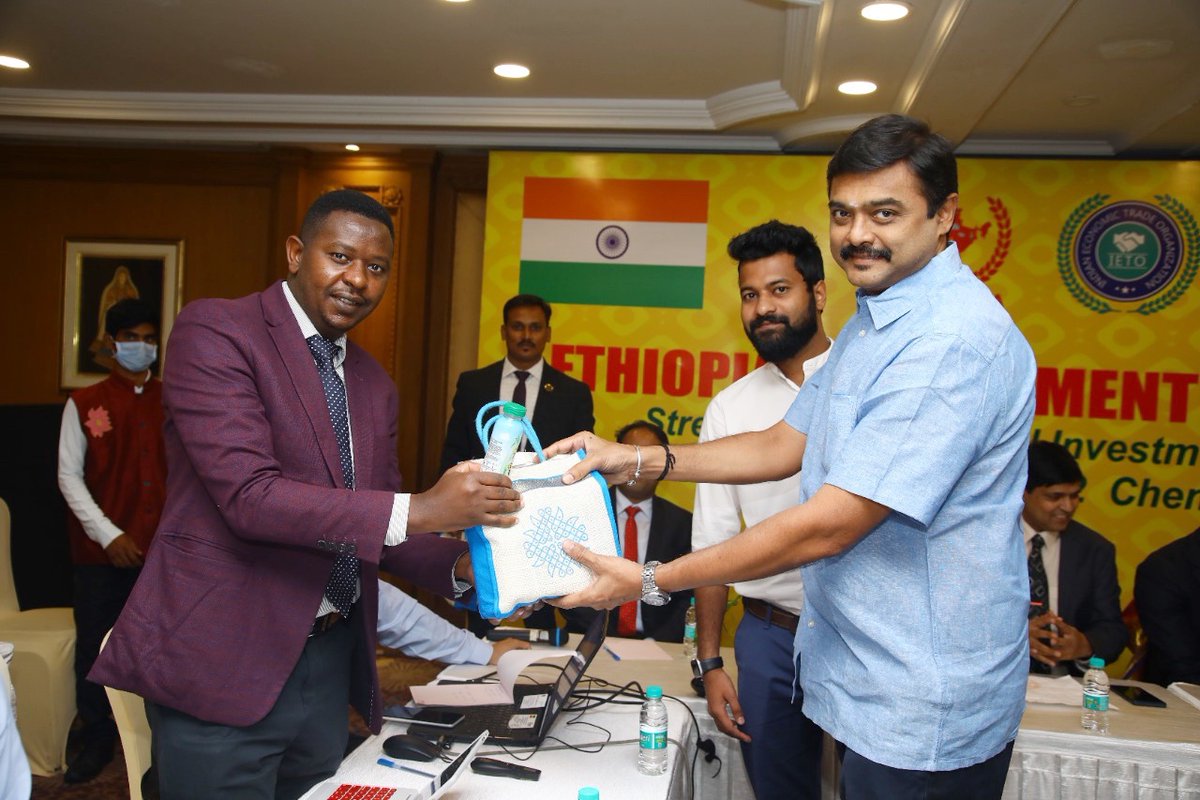 samaneu's tweet photo. Looking forward to better things to come !

#india #ethiopia #keralagram #tamilcinema #photography #samaneu #samaneusatheesh #Trending #news #Twitter #digitalmarketer #SocialMedia https://t.co/5WnKOdPkUD