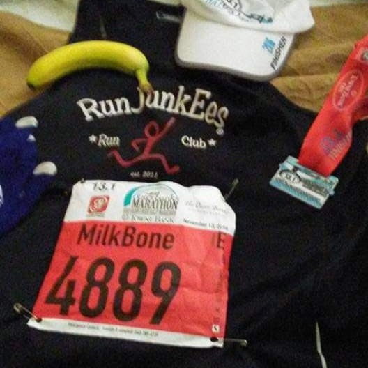 jeff_jc28sixx's tweet image. 3ShowItAgainSunday...it might not be Southern Fried..or have a beast waiting to be conquered...but a new race for the old guy is just around the corner. Hear it has trails and pirates lurking
#oldfatguyrunningtour #theflyingpiratehalfmarathon
#JustGoAndDoIt #noweatherwusses