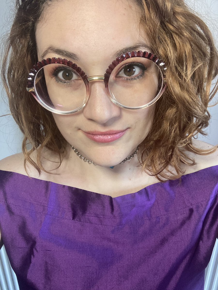 ValeVinciTina's tweet photo. First time putting on the make-up in a while . All things considered I don’t think I did too bad. Come watch Pericles today at 3pm GMT.
Link:
https://t.co/nJZa35Kpvd
#Shakespeare #cuesonly #onlineshakespeare #Pericles #digitalshakespeare #ItalianActress
With @shakescenery https://t.co/gE4FyBm3J5