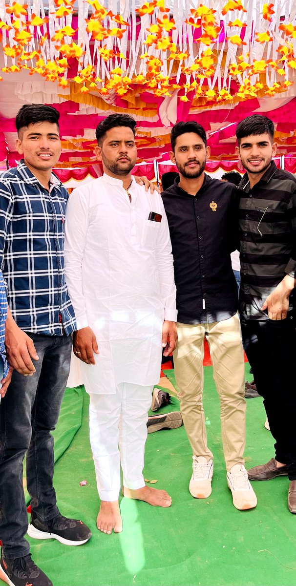 JnvuSohan's tweet photo. अज़ीज़ मित्र छात्र नेता ओसियां भानु जी खोत के सामाजिक कार्यक्रम में ... 🙏
@BhanuKhoth @withabhinsui @Dc_Nsui @Hanuman06341080 https://t.co/tYk1l7fCI1