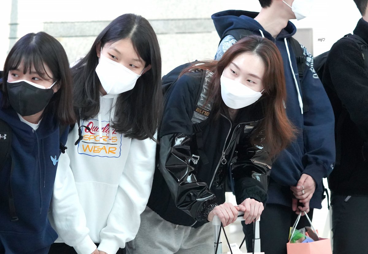 mjlover0909's tweet photo. 220403 ICN
빼-꼼🌞

#최민정 #쇼트트랙 https://t.co/rah08e24PX