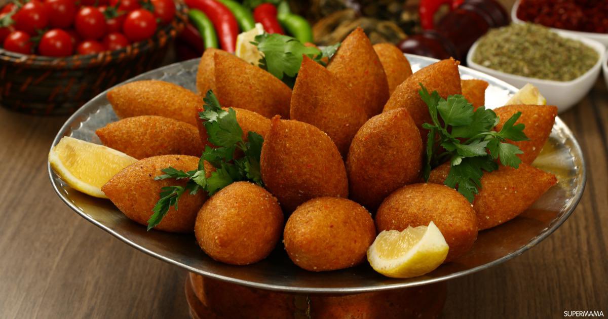 كبة برغل

حبة صغيرة = 5 جرام كارب 

حبة متوسطة = 8 جرام كارب

حبة كبيرة = 12 جرام كارب

حبة كبيرة جدا = 14-16 جرام كارب

او الوزن ضرب 0.25

الكبة الكبه كبه 
#كارب_وسكر #كم_الكارب #T1D💙