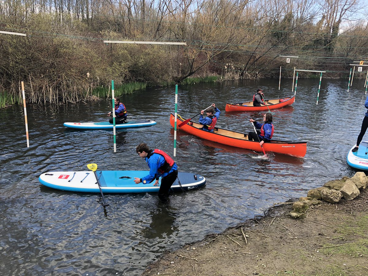 pockccf's tweet photo. A final few photos from our afternoon on the lake. #coldbuthappy https://t.co/VkhwGQ8ALO
