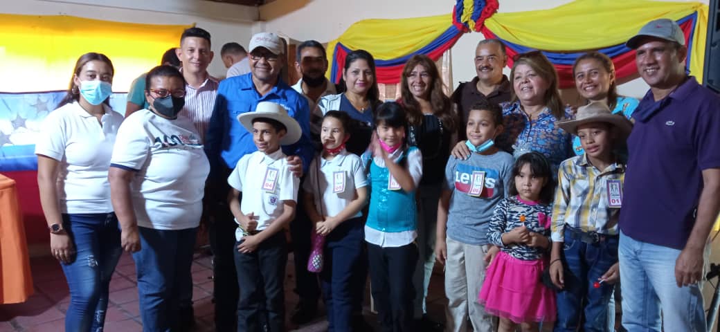 Josephrr24's tweet photo. Hoy #3Abril se realizará el festival #TalentoDeCorazónInfantil2022 en el municipio #Palavecino #Lara #palavecinoserenueva https://t.co/c27kCFAzpi