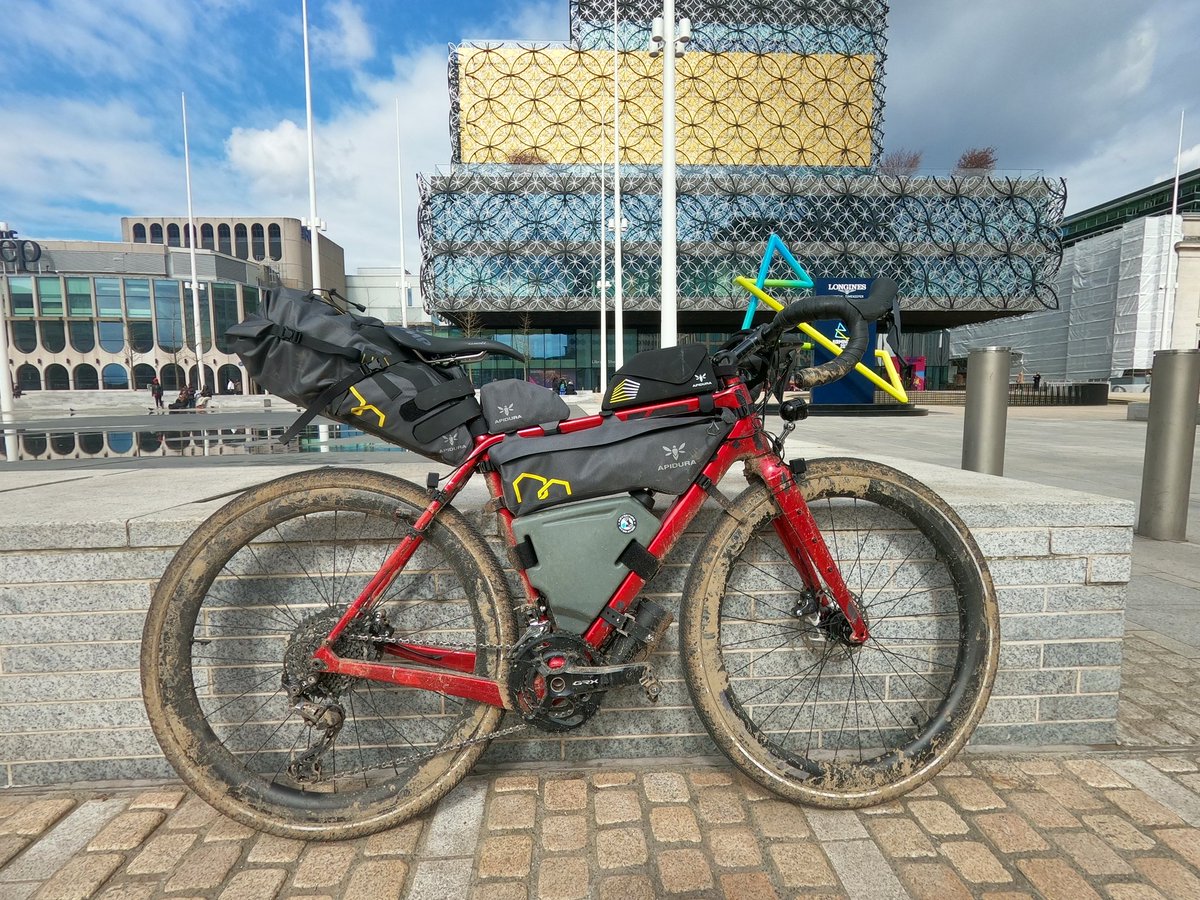 Bicycle_Pilgrim's tweet photo. My bike after the #transengland22
175 miles & 4,750 metres of elevation gain. Tough challenge, my stomach quit on me but I carried on anyway, albeit slowly.
Sorry for the poor images of control points here before, my phone camera is half broken. https://t.co/I4xrIk6PqU