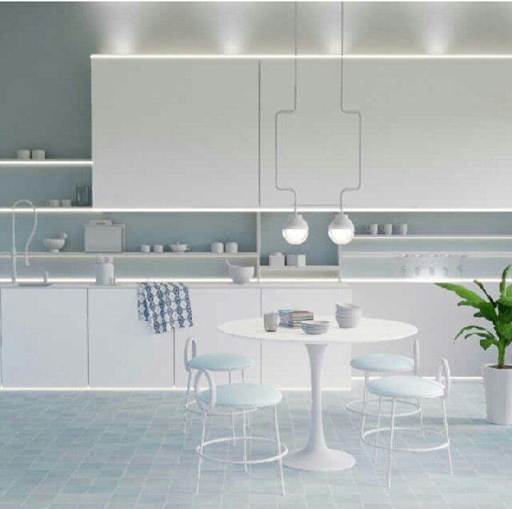 DecorJoyous's tweet photo. Kitchen ❤❤

#redecor #kitchenspaces #kitchendesigns #kitchensofinstagram #kitchendesign #kitchens #kitchensofinsta #homedesign #homedecor #homedesignideas #homedecorlovers #interiors123 #interiors #interiorstyling #interiorsdecor https://t.co/U4KKnSYktS