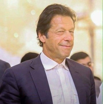 DrAbdullahPak's tweet photo. @AseefaBZ کیسا لگا سرپرائز 😎🤣😎 https://t.co/VxVmAXfihO