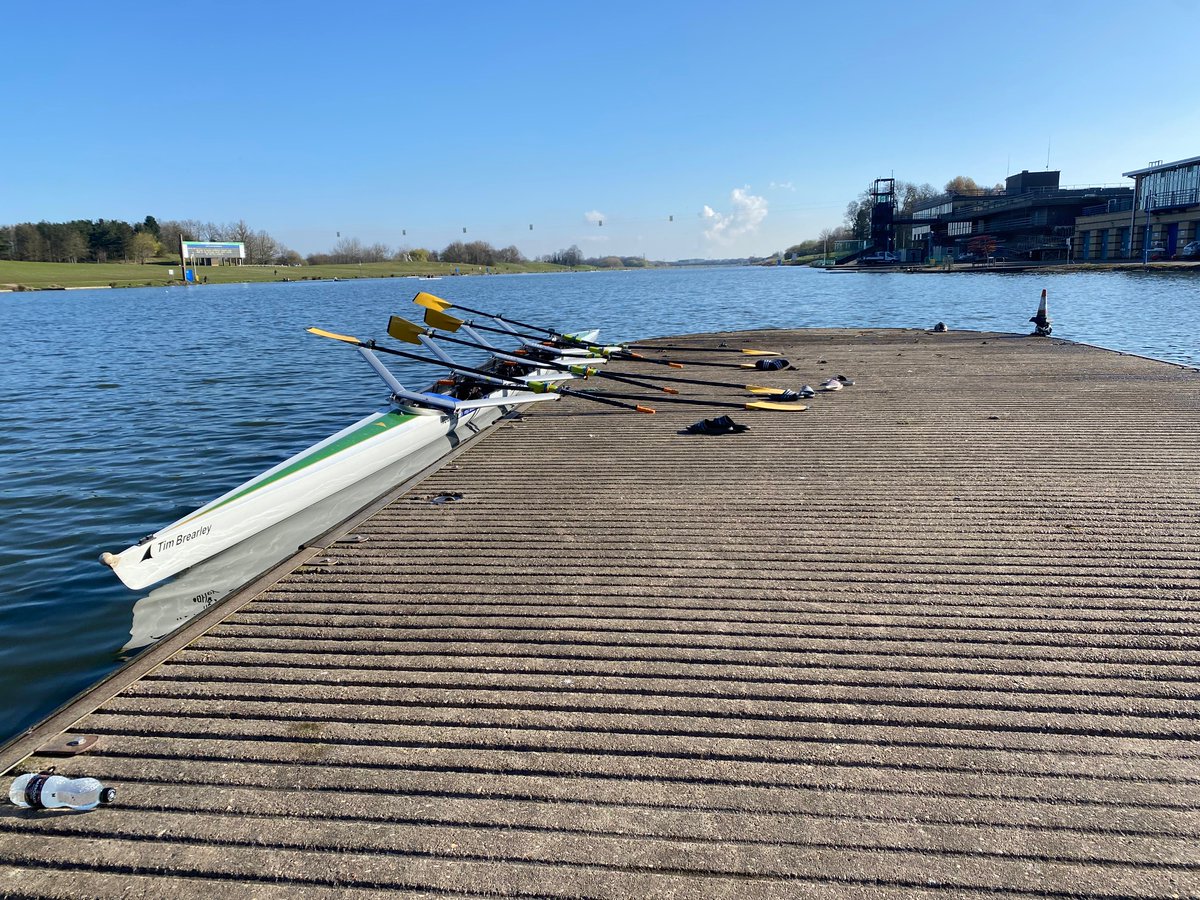 RowJenkins's tweet image. All smiles! First GB Junior rowing squad camp in Nottingham this weekend! Great weather for it! #juniorrowing #happyrowers #GBjuniors #rowing #henley #woky @LPSport @LPSchool @WokinghamToday