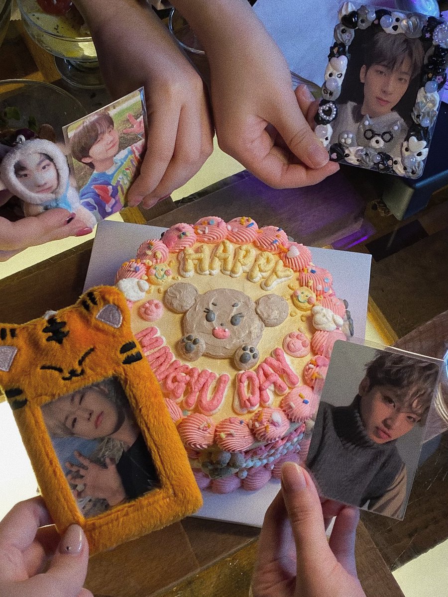밍구생일미리ㅊㅋ🐶💗