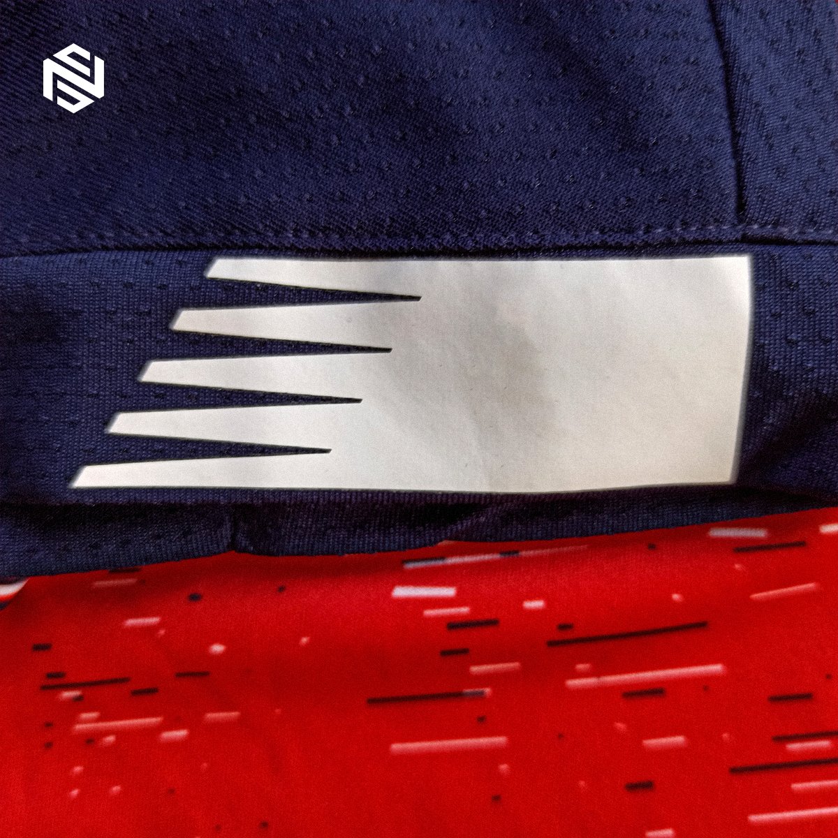 LILLE OSC 2019-2020 HOME NEW BALANCE

Daha fazla fotoğraf görmek için;
To view more photos;
instagram.com/p/Cb4fyQUKK4C/

#fscbyns #LOSC #jersey #footballshirtcollector #jerseycollection #vintagefootballshirts #shirtcollection #footballshirtcollection #footballshirt