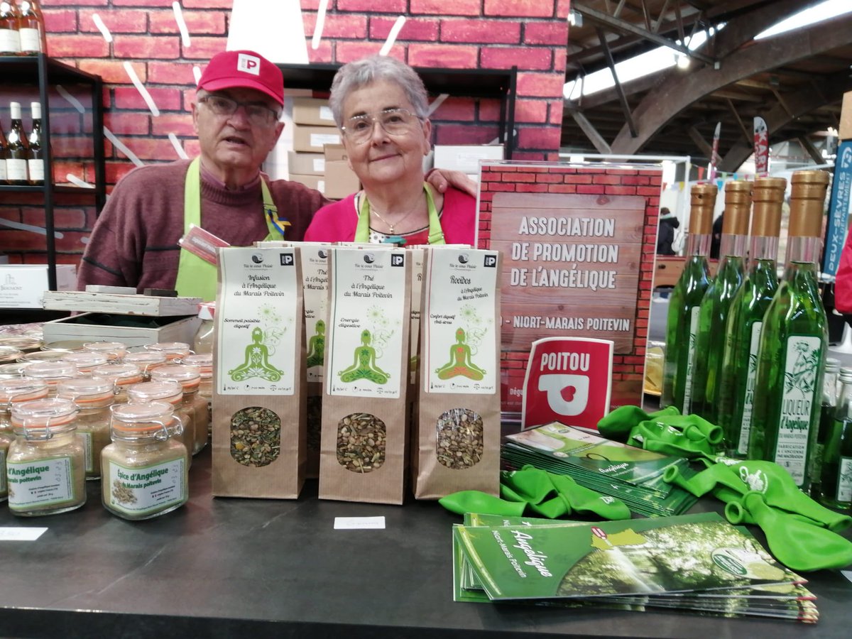 Ce dimanche jusqu'à 13h30, retrouvez ces adhérents de la marque #Poitou sur notre stand à Proxi’Loisirs pour des dégustations et ventes à emporter :
▶ Brasserie du Marais 🍺
▶ Gargouil 🍎
▶ La Tour Beaumont 🍷
▶ Angélique Niort Marais Poitevin 🌱
▶ Balade des Autruches