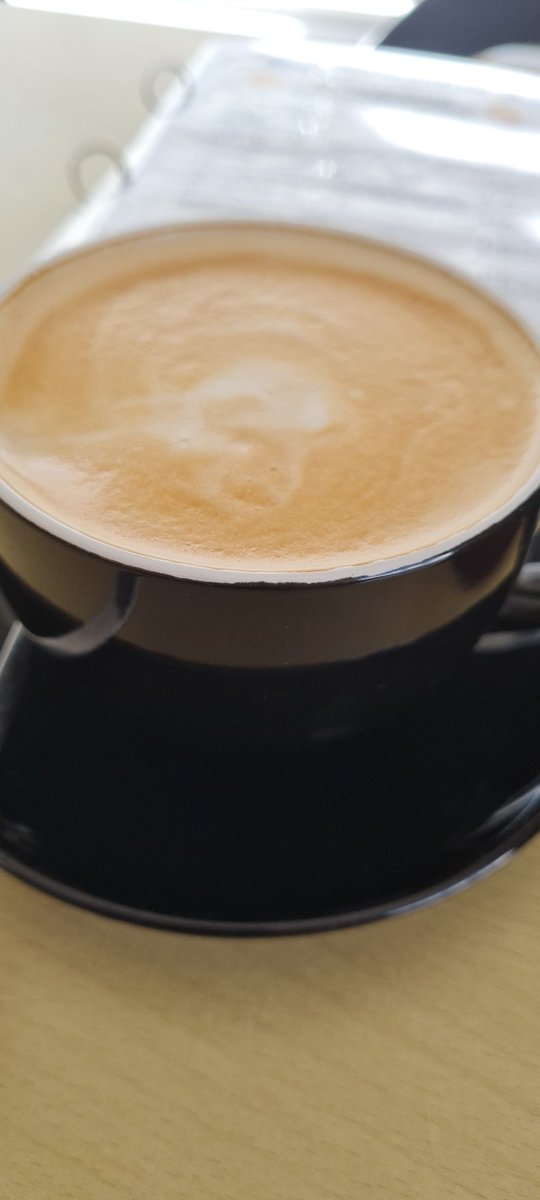mrshmc's tweet photo. When your so happy you didn't sign up for the #sonia10 today so you can sit drink coffee watch the crowds gather.. Good luck everyone cracking morning for it...#gogetum https://t.co/Za7sZSEl0R