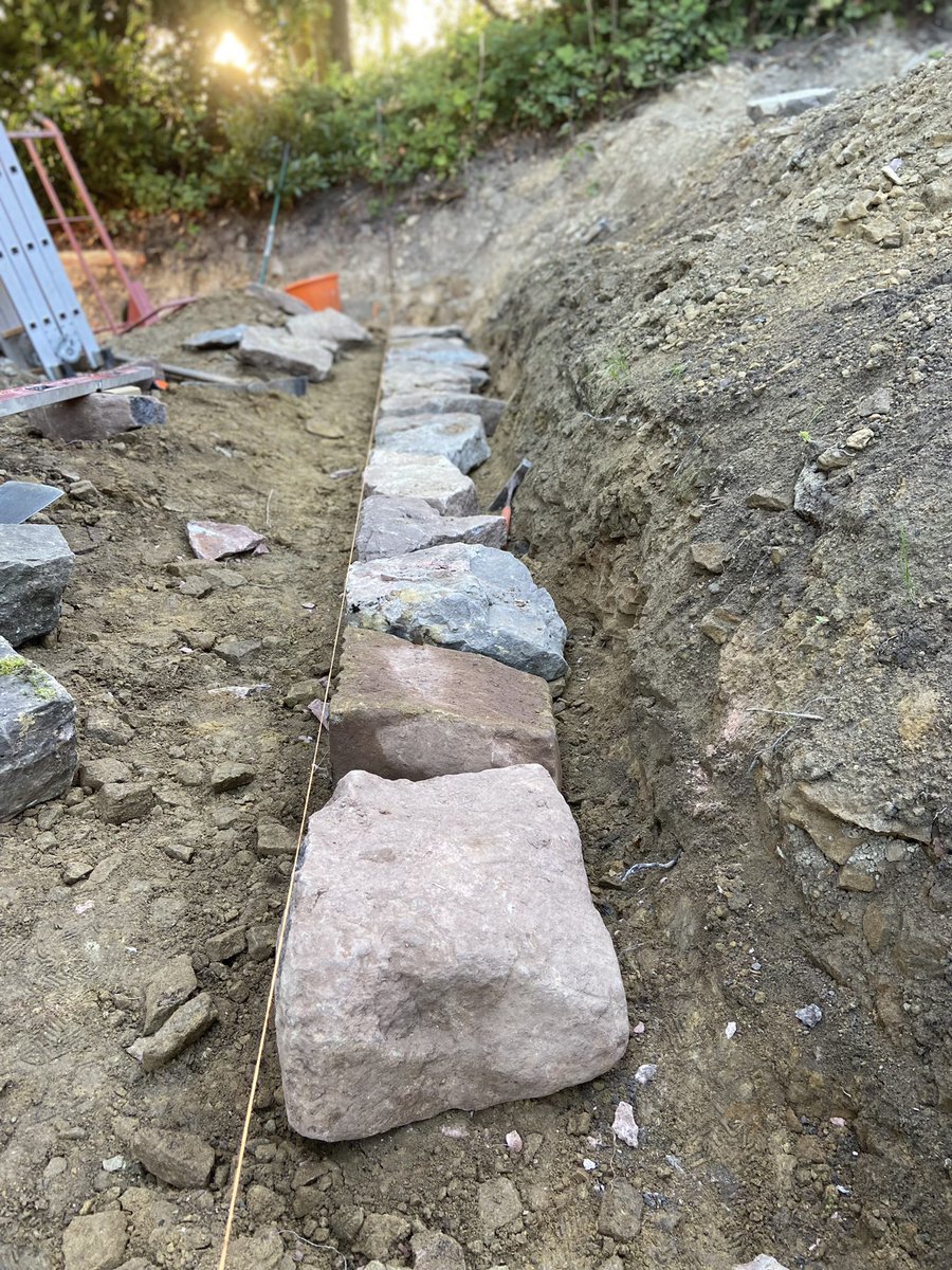 TheUprightOne's tweet photo. Progress on the stone wall. Everting can be learned. Just need patience #buildbackbutter https://t.co/wZxt5H80W8
