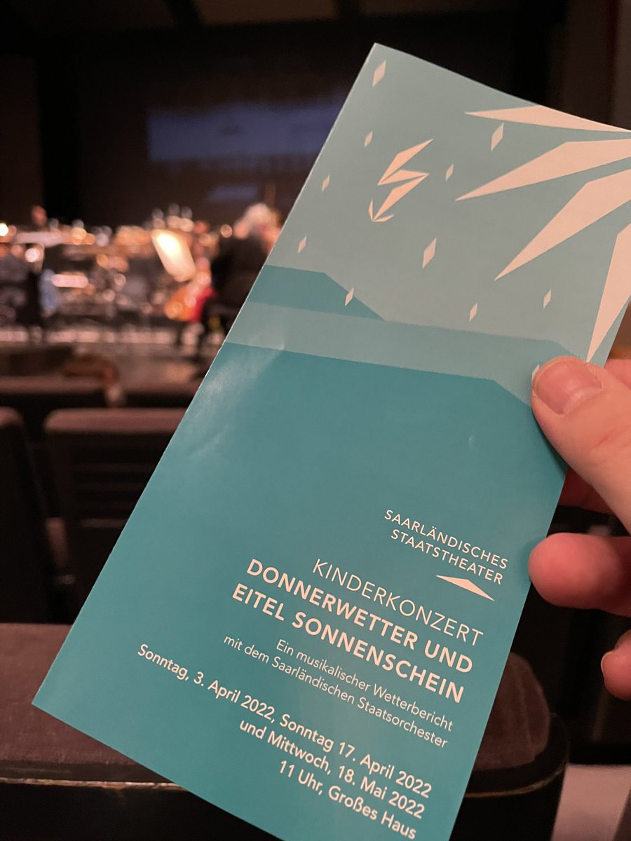 mareinicke's tweet photo. Schönes Sonntagsprogramm: Kinderkonzert „Donnerwetter und eitel Sonnenschein“ mit dem #saarländischen #Staatsorchester. 👍 #Kultur #Klassiker #Saarbrücken #Musik https://t.co/Mr80rcuGgP