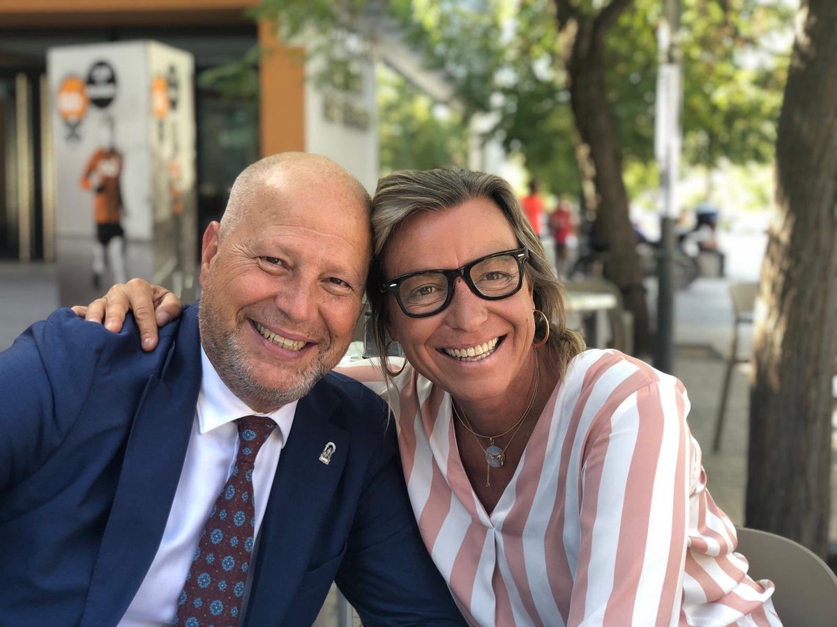 isabelalbas's tweet photo. Inmenso dolor y tristeza.

Se nos ha ido una de las mejores personas que he conocido. Un hombre honesto, trabajador, buen compañero y buen amigo. Una persona excepcional.

Siempre estarás con nosotros, Javier. DEP. https://t.co/P5cbwptG2s
