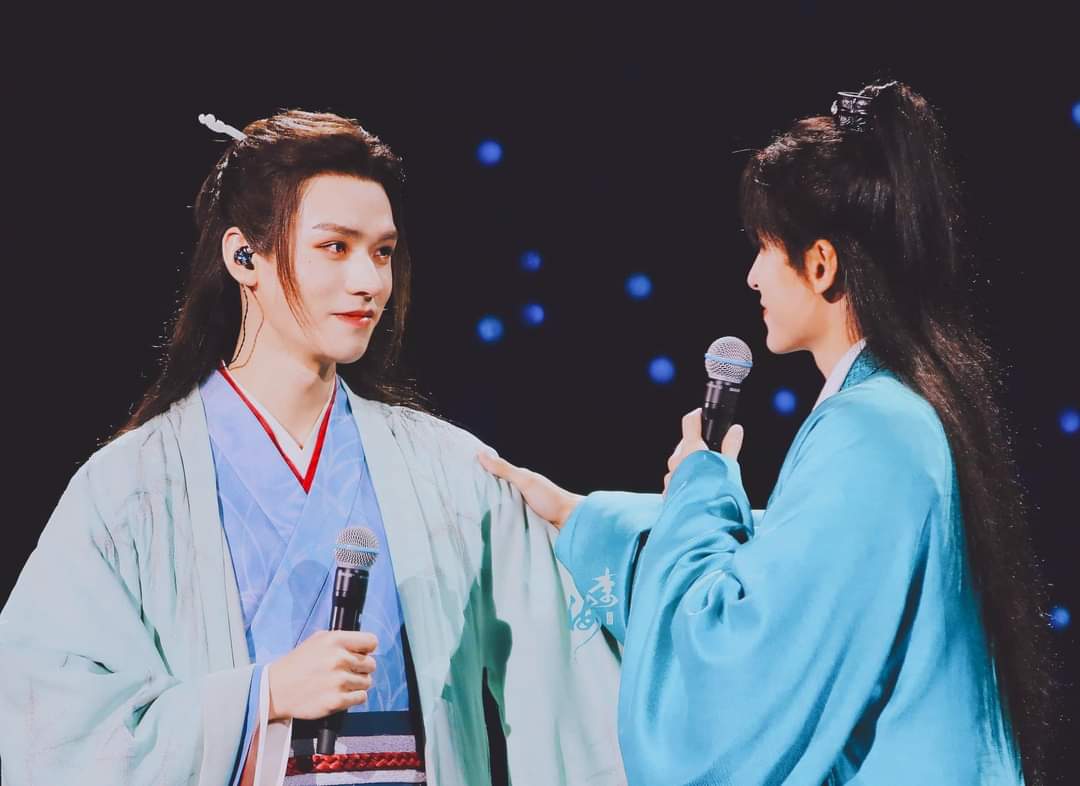 nanda_thin's tweet photo. ချစ်စရာကောင်းတဲ့ Relationshipလေး✨

#ZhangZhehanGongJunCelebratio https://t.co/QzoyeWhCYT