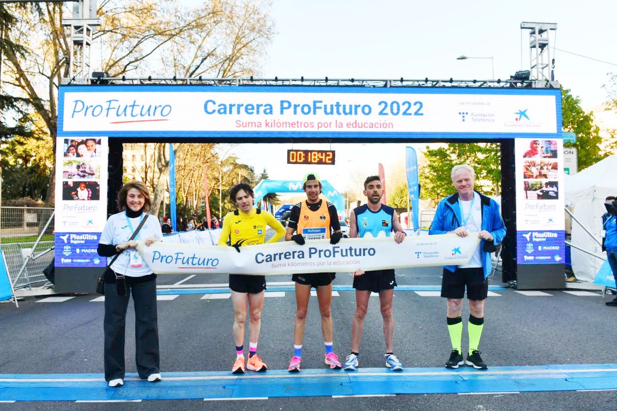 ProFuturo_'s tweet photo. Gracias a todos los participantes que se unieron hoy en un día tan especial para nuestro programa educativo.
 
La #CarreraProFuturo no hubiera sido posible sin cada uno de vosotros. ¡Nos vemos pronto!❤️
 
@fundacionTef @FundlaCaixa @mediodemadrid
#EducarTransforma #SomosProFuturo https://t.co/ScpLXs0Ydy