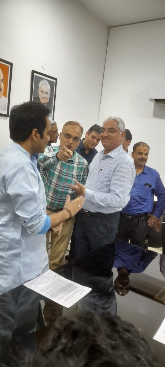 aftab_khan68's tweet photo. Meeting with Shri Pankaj Singh , 2nd time BJP MLA and S/o Shri Rajnath Singh, Hon'ble Minister from Defence from Noida on BSNL and cadre issues. https://t.co/E541amFUG9