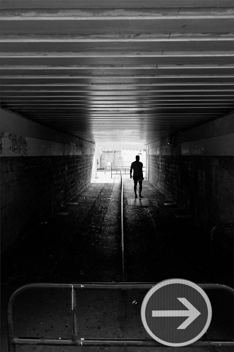 ➡️
Arles FR 2021
#streetphotography #streetphoto #streetphotographer #urbanphotography #fujifilm_xseries #Urban_Addicts <a href="/StreetEvolution/">Street Evolution</a> @StreetsCine <a href="/street_classics/">Street Classics</a> <a href="/TheUrbanPG/">Urban Playground</a> <a href="/PeraPhoto/">Pera Photo Gallery®</a> <a href="/Street_Hunters/">Street_Hunters</a> <a href="/EnArteGaleria/">ENcontrArte Gallery 📸📽📚</a> <a href="/fujifilmfrance/">FUJIFILM France</a> <a href="/StreetPhotoInt/">Street Photo Int.</a>  <a href="/urbangorillas/">ᑌꋪʙᗩɴ 𝔾𝗢𝗥𝗜꒒꒒𝗔ᔕ👑</a> <a href="/nfturban/">nfturban | Simona</a>