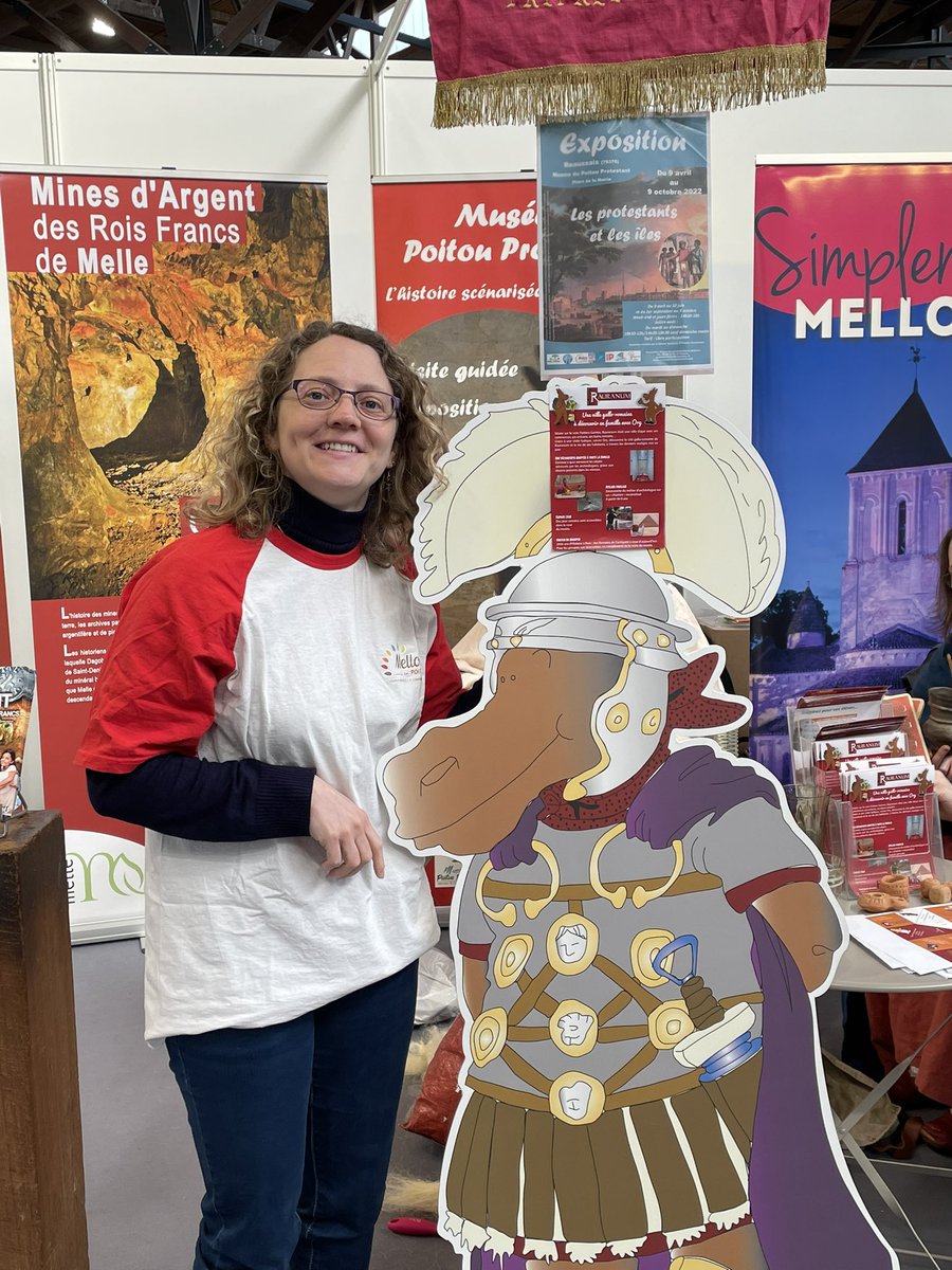 LudoMalecot's tweet photo. Le #PrefetduPoitou reprend du service pour mettre en valeur le #MuseedeRauranum à #Rom79 et #MelloisenPoitou avec @MeliMellois #FiersdEtreRomains https://t.co/gm5t9beBzv