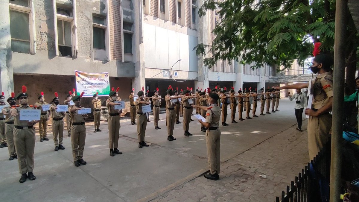 Anujkum35069756's tweet photo. As part of the multiple activities of #PuneetSagar Cadets of 5 Guj NCC BN carried out awareness rally to keep our beaches and rivers free from plastic waste and Cadets also took oath.
@NCC_Dte_Gujarat
@ArvindKapoorTYG
@drajaykumar_ias https://t.co/BIKstG0Y3b