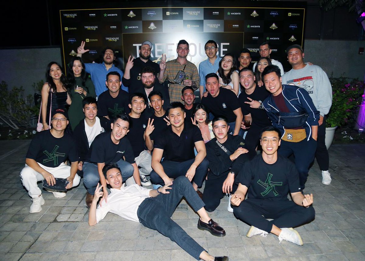 CyBall team bonding 🙏🏼

Spot @RiceBall_CB , <a href="/kimkymv/">𝙠𝙞𝙢𝙗𝙚𝓇𝙡𝙮 𝙫 🍊</a> and WISE hehe. 

<a href="/CyBallOfficial/">Liveforcrypto</a> 
<a href="/Ancient8_gg/">Ancient8</a> 
<a href="/coin68/">Coin68 - Tin tức tiền điện tử mỗi ngày</a> 
<a href="/PuzzleRoyale/">Puzzle Royale</a>