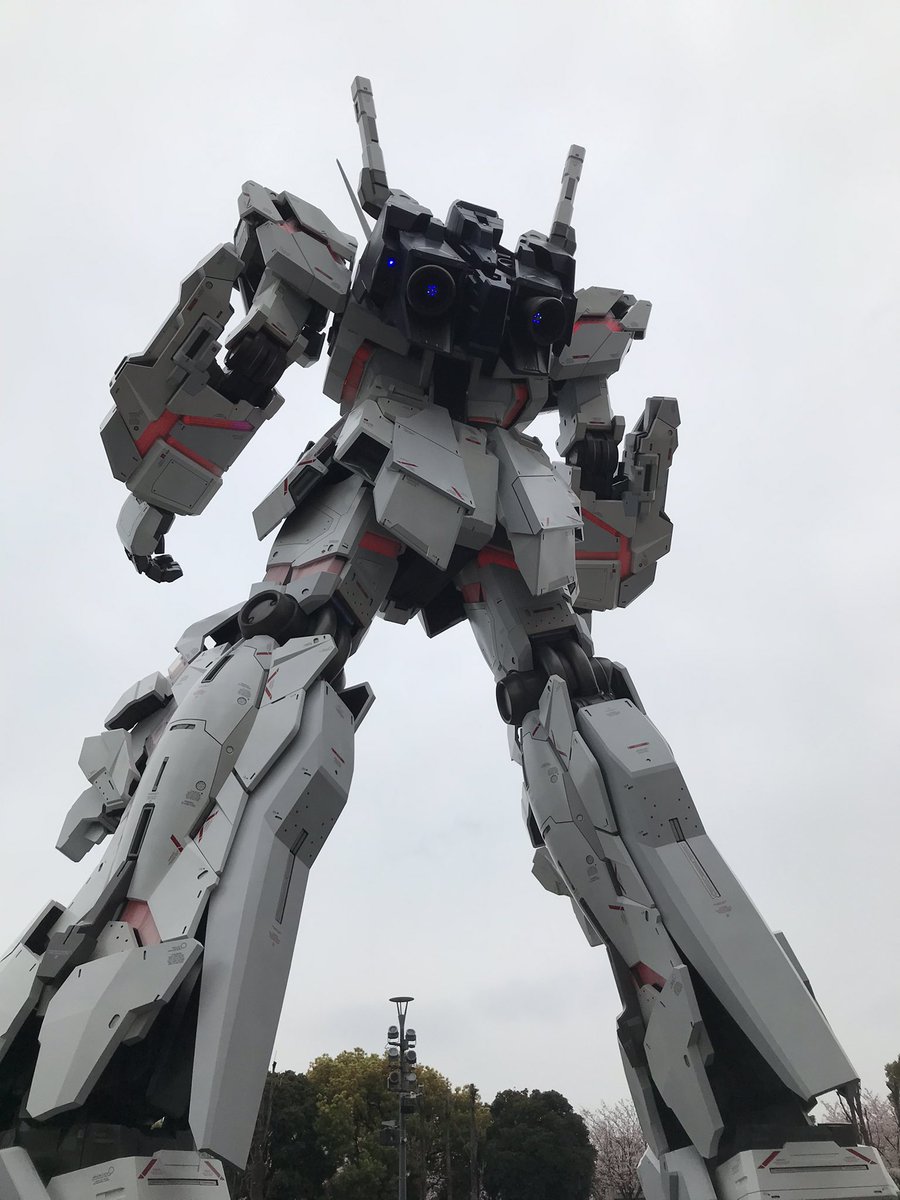 BumbleVeej's tweet image. Woah! 😮 #GundamRobot