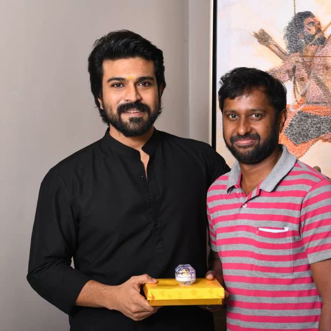 SrinivasGMovie's tweet photo. Thanks for your love towards us ramcharan sir,   have a great success ahead  😍☺️🎁🤝✨✨✨
@AlwaysRamCharan #RamCharan #RRRMoive @tarak9999 @ssrajamouli @DOPSenthilKumar @RRRMovie  #RRRamcharan #RRR #RRRoaring  @TrendsRamCharan @AlwayzRamCharan @charan_fans https://t.co/y9J8l5sVou