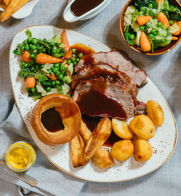 "Did somebody say....Sunday roast" 
Wouldn't it be lovely to get an amazing pub roast delivered to your door? Well have we got news for you! We've teamed up with Just eat, Deliveroo and Uber Eats to get it right to your door 🤩🚗🍔
Or you can just pop in and enjoy a meal with us