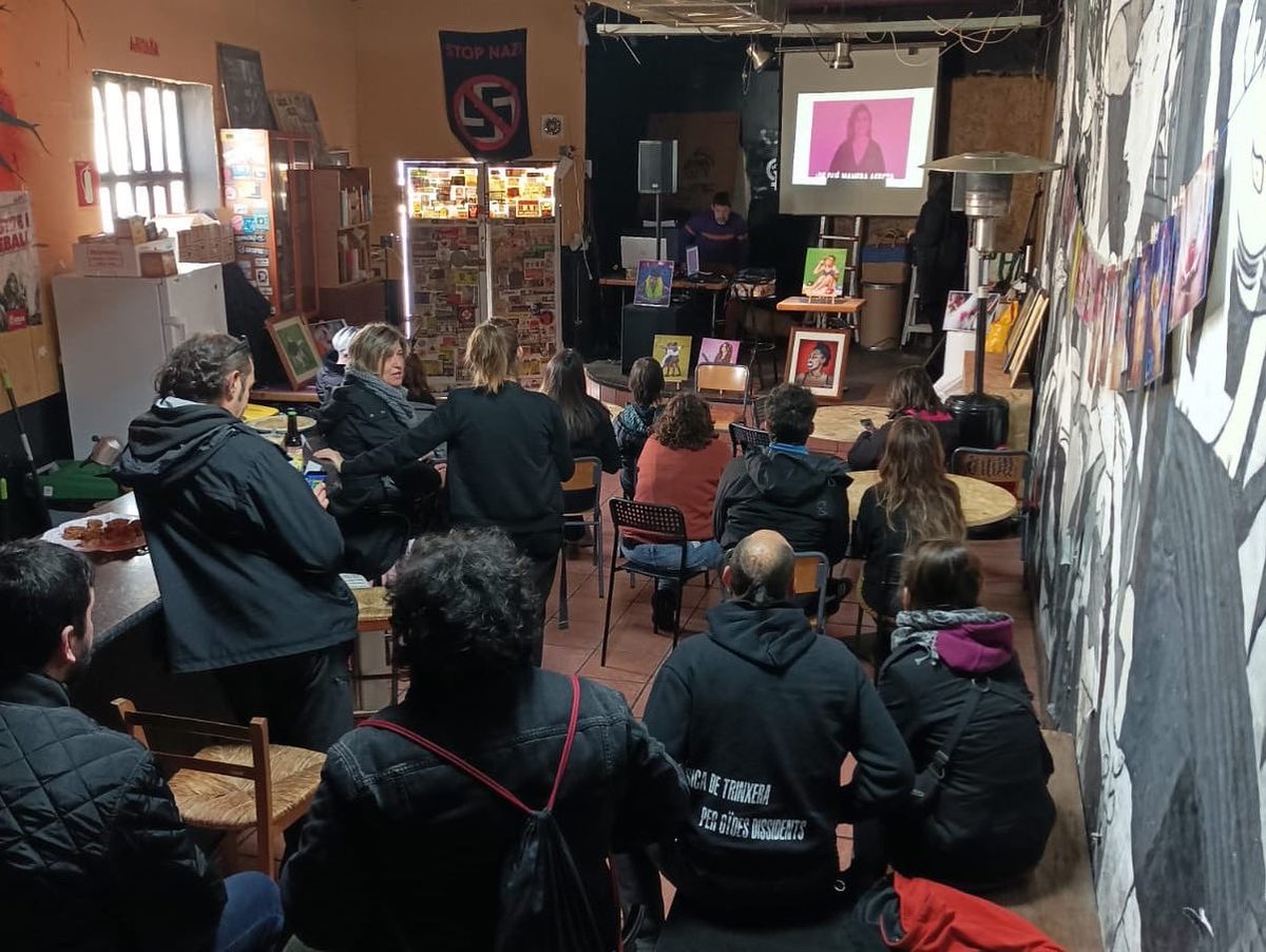 Moltíssimes gràcies a totes les persones que ahir us vau passar per <a href="/ateneubarbera/">Ateneu de Barberà</a> per conèixer el projectàs de <a href="/CatarsiF/">Catarsi Feminista</a> i eskerrik asko <a href="/AmaiaArmiArma/">Amaia</a> per tot!💜