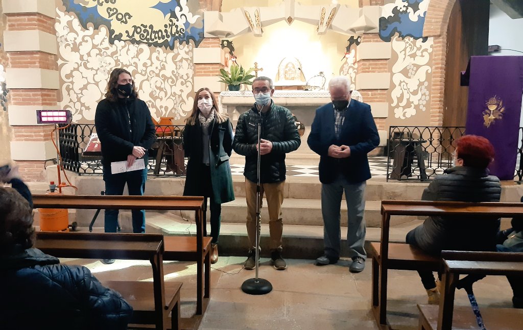 vistabellamusic's tweet photo. 🎙 Molt contents de presentar la 5a Primavera Musical a Vistabella! El cicle començarà el 30 d'abril i fins l'11 de juny. Us oferirem 5 concerts!

@Dipta_cat @marcguerris
#Primaveramusical #Vistabella #secuita #musicadecambra #Tarragona https://t.co/LxsCx6yKWy