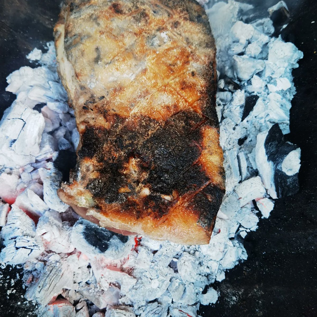 stuarthechef's tweet photo. Charcoal roasted sirloin, hickory smoked chickens and salads for dinner last night
#foodwithintegrity https://t.co/fQwkJoY6Uz