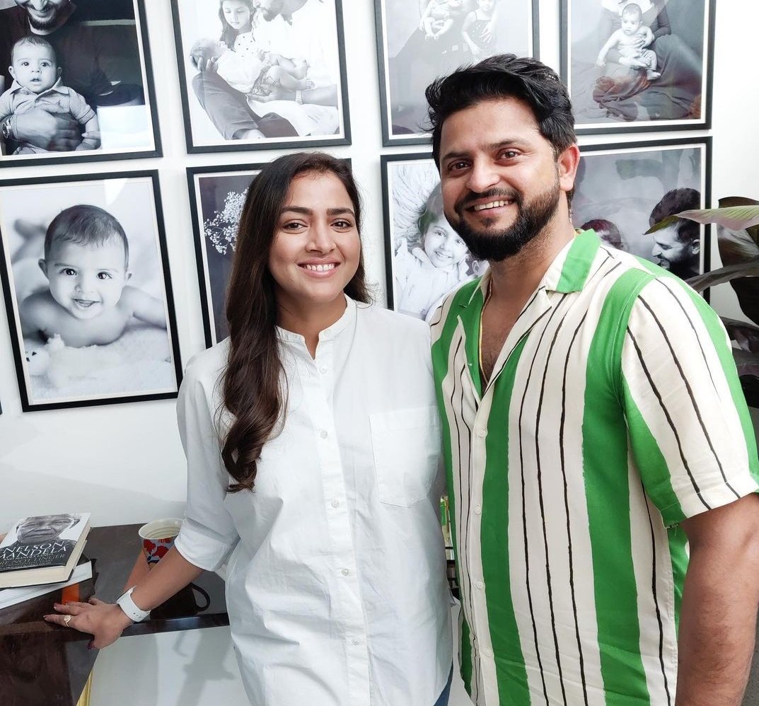 TICKTALKNEWS's tweet photo. #TICKTALKWISHES 

WISHING 🤗 YOU HAPPY 🥳 WEDDING ANNIVERSARY 💍 SURESH RAINA &amp; PRIYANKA RAINA 🤝❣️. @ImRaina  @PriyankaCRaina

GOOD HEARTED 💥
TRUE COUPLES 💓

#SureshRaina  #PriyankaRaina 
#HappyWeddingAnniversary https://t.co/cKPHmOv9yg