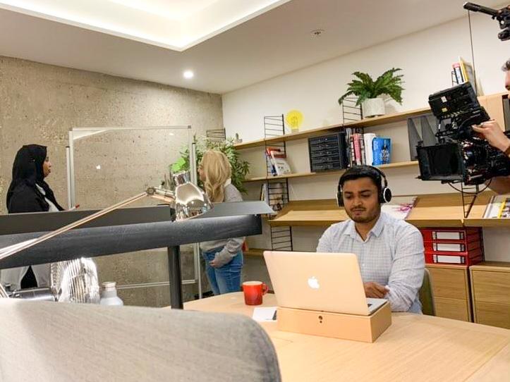 abdulhakimjoy's tweet photo. MI5 Her majesty secret services (Corporate shoot) 📽️🎭🎬
#abdulhakimjoy #actorabdulhakimjoy #mumbaiactor #bengaliactors #fusionmanagement #kentmodels #bengaliactor
#southasianactors #moulvibazaractor #bangladeshiactors #starnowactors #banglaactors #muslimactor https://t.co/w9Zyn5L4b6