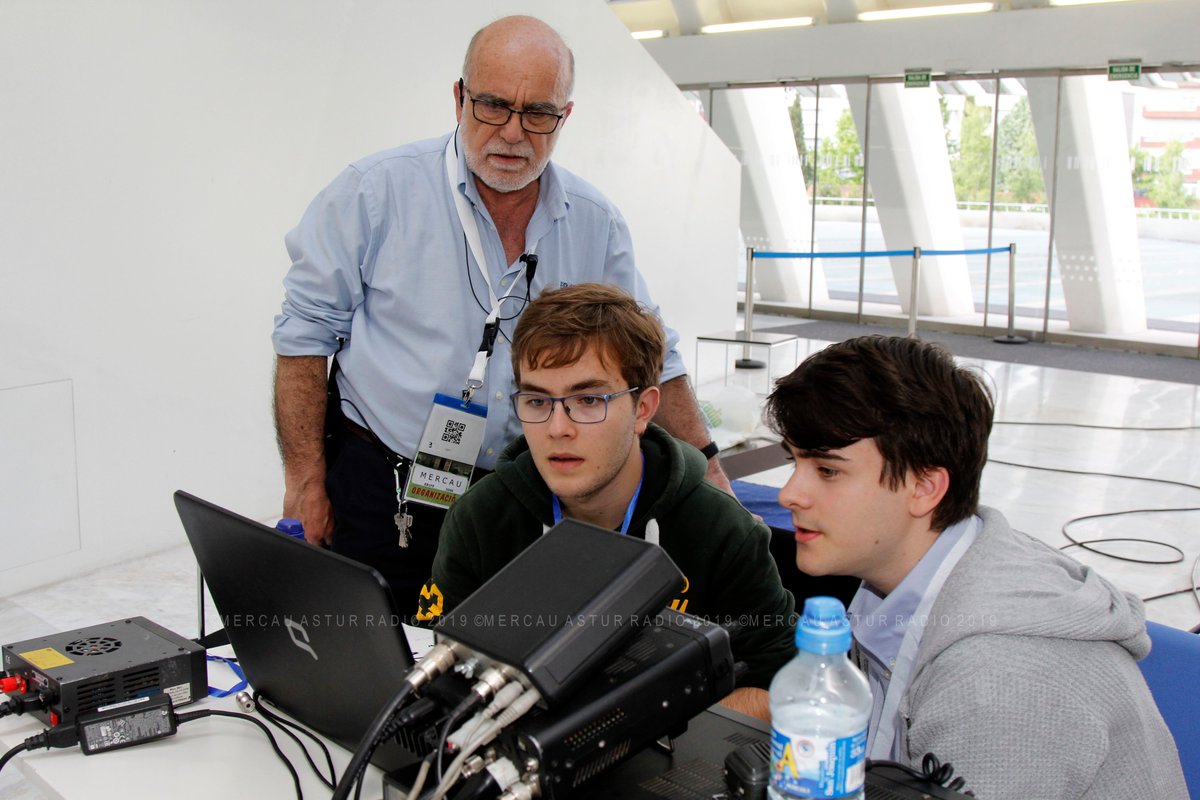 Mercáu Astur Radio tweet media