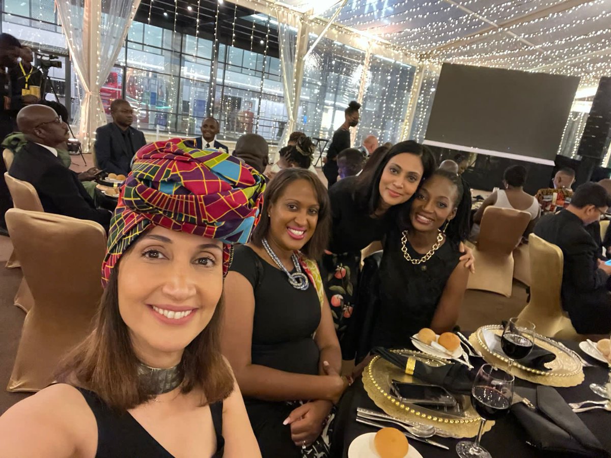 My heart is content, connecting with these amazing who who make such a difference across the company - from driving world class brand, ensuring customers get affordable devices to supporting SMEs. It’s just how they roll. #VisitRwanda #TheGathering #MTNSEAConference