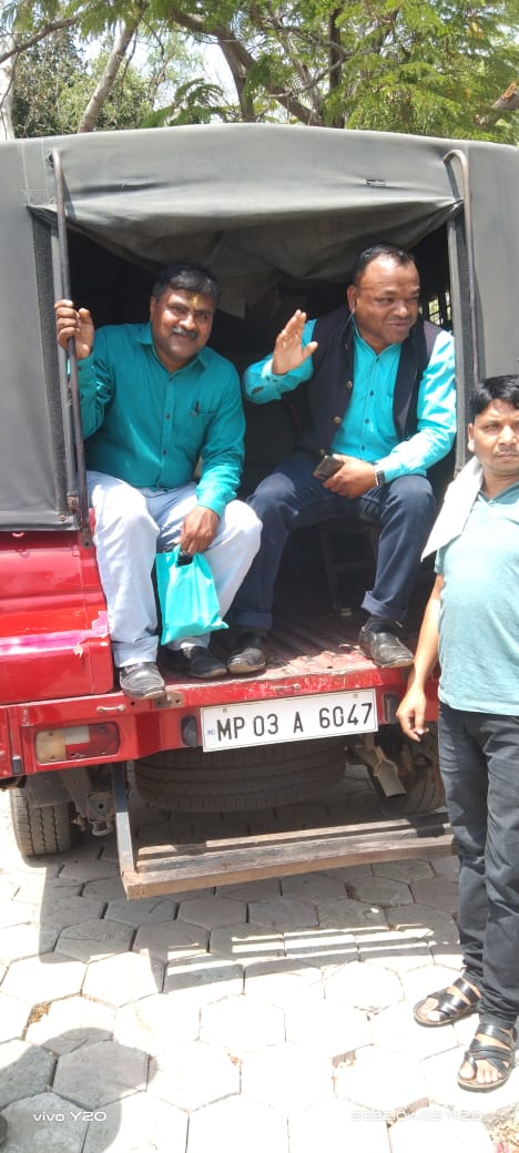 5d78fa0d83824d8's tweet photo. शौक नहीं मजबूरी है
पुरानी पेंशन जरूरी है 
@bjp4mp
@CMMadhyaPradesh 
@mpbreakingnews @NewsMpcg @News18MP @dksingore @bprawatNOPRUF @vijaykbandhu https://t.co/l7kkqcqWtZ https://t.co/ONpPLTX7L0 https://t.co/hpUulMEC3v