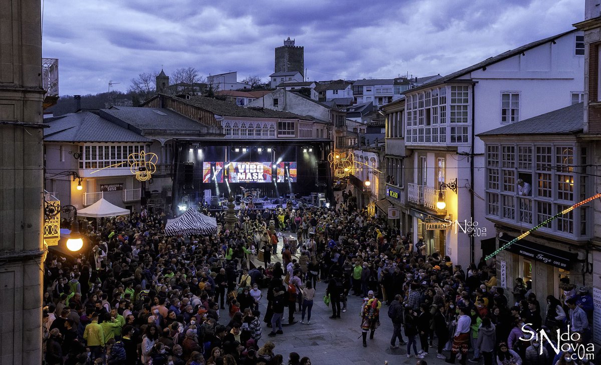 SindoNovoa's tweet photo. Vai unhas semanas celebrouse unha nova edición do #vibomask en Viana do Bolo e Vilariño de Conso. Eu desta vez só puiden acercarme a Viana e a pesar de non ter revisado todas as fotos que fixen deixo por aqui unha galería do que alí puiden ver. https://t.co/6oIERm6zCt https://t.co/FFtFmdPLl0