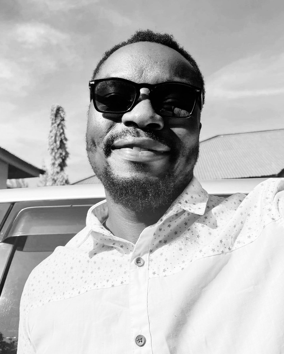 Church service today was good. The sermon was hitting and it really resonated with me. I've seen so many friends and family today. Companionship feels great with the right people. God is great. 🙏🏽