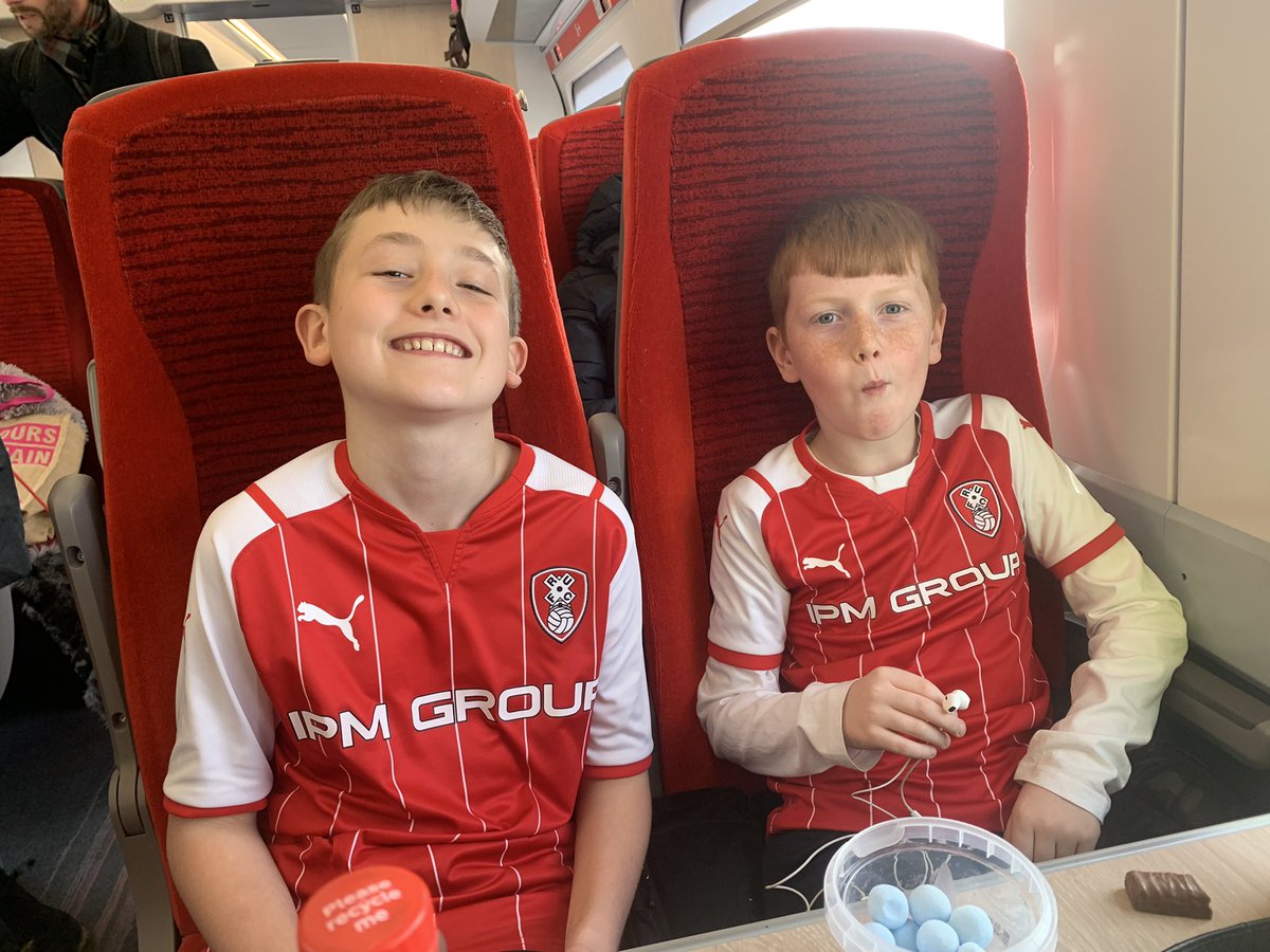 SamJ7's tweet photo. On our way!! UTM ⚽️ @OfficialRUFC @JohnBreckin @Toddy024 @mattygoodwin @tquinn0804 @wordie82 #rufc https://t.co/OiWHyI1LAq