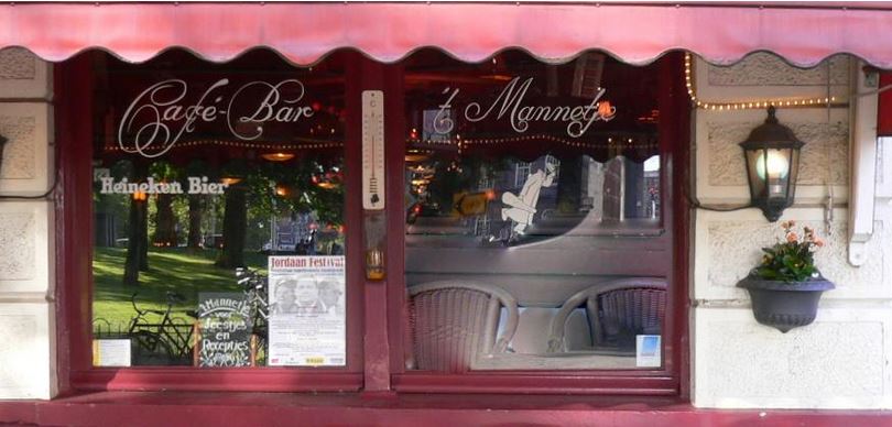 Vanavond rond 19.30 in Café 't Mannetje in Amsterdam wordt de het Album van "de Versierders" ten doop gehouden door mij. 
Het Rembrandt Duo met Jan Broekema - Dick de Vries - Tiny de Oude en Robin Kalshoven.
Café 't Mannetje
Tweede Marnixplantsoen 1, Amsterdam