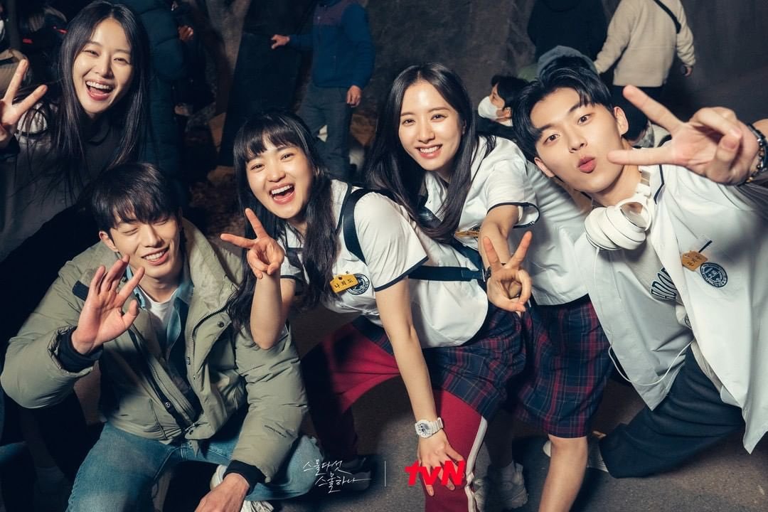 iconickdramas's tweet photo. 💛💛💛💛💛 https://t.co/zKw9FMms0i