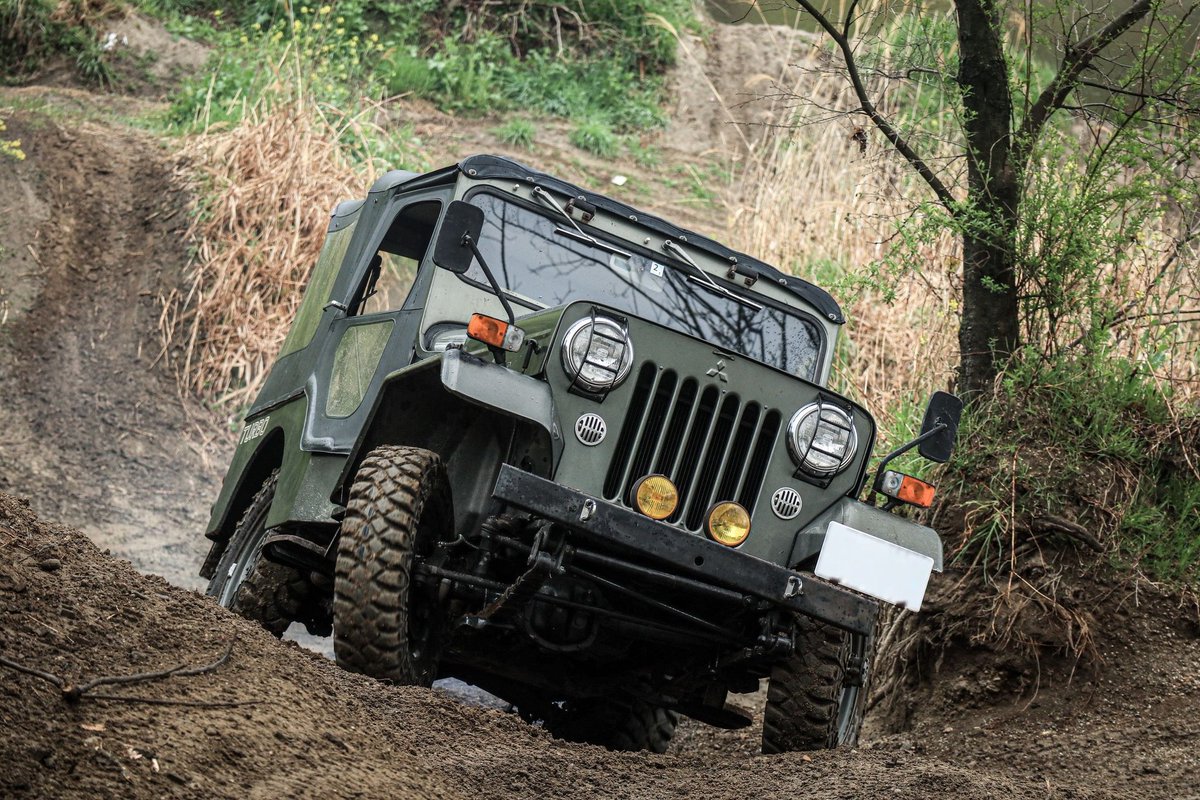 tropaeolum's tweet photo. 週末キャンプとちょい走行
( ´∀`)
半分は撮ってもらった写真
(Photo by @Peraneet)
#J53 #Jeep #ジープ #三菱 https://t.co/bXqD9YHOGD