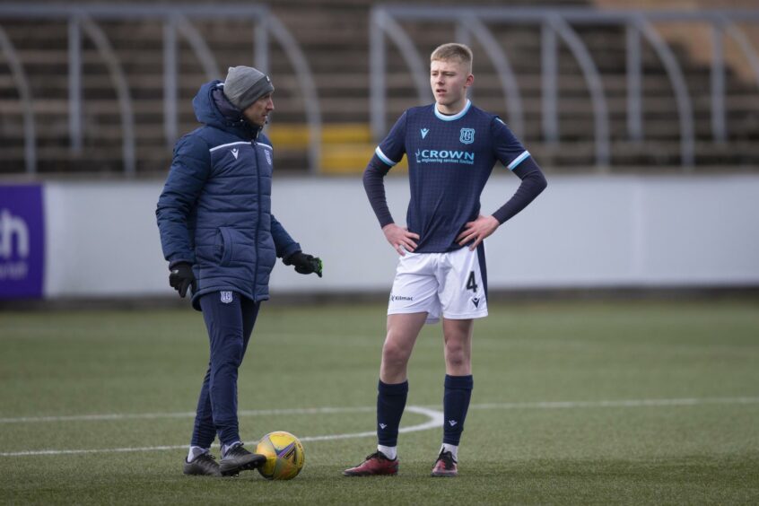 EXCLUSIVE: Highly-rated Dundee youngster set for trial at Sheffield United dlvr.it/SMt5vh