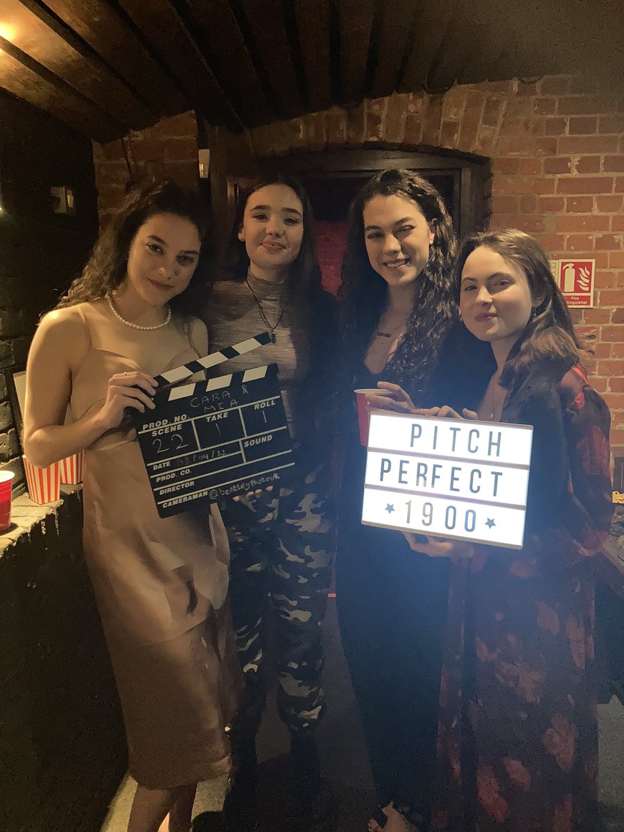 BrookeNorbury's tweet photo. Lovely weekend celebrating @Mia_Dessaur @CaraDessaur Birthday Party Watching Pitch Perfect!!!! Loved being with @HopeBhargava all weekend too! #PitchPerfect #Party #birthday #Actorfriends https://t.co/CCeJbxidb1