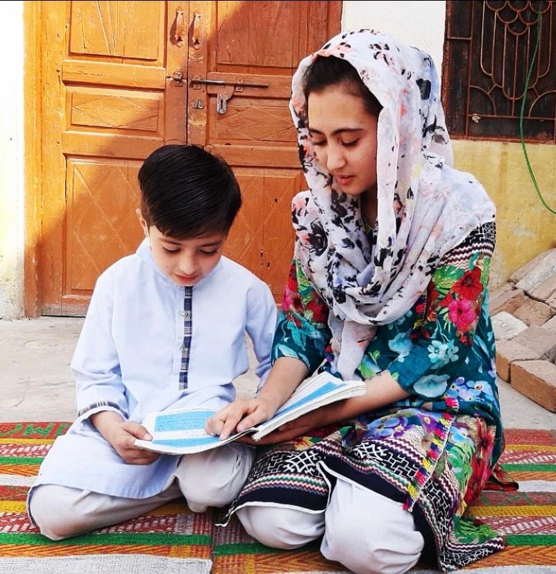 DILTrustUK's tweet photo. Ramadan Mubarak! 

With your generous support this Ramadan, Mehnaz and other young girls like her can receive a scholarship that will enable them to imagine new vistas and, one day, soar. 

Sincerely, 
The DIL Trust UK Team   
https://t.co/2Pe1fJIkHl

 - https://t.co/PkzVzpQJlQ https://t.co/Z8TLPrTefJ