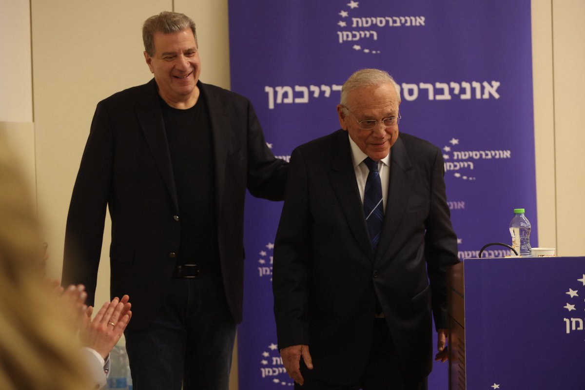 ReichmanUni's tweet photo. צעד משמעותי בדרך להתמודדות עם המחסור ברופאים בישראל: 
אוניברסיטת רייכמן תקים בית ספר פרטי ראשון לרפואה על שם דינה רקנאטי👈
—-
https://t.co/Eb5jpYxU2Y https://t.co/SydxvRy1T3
