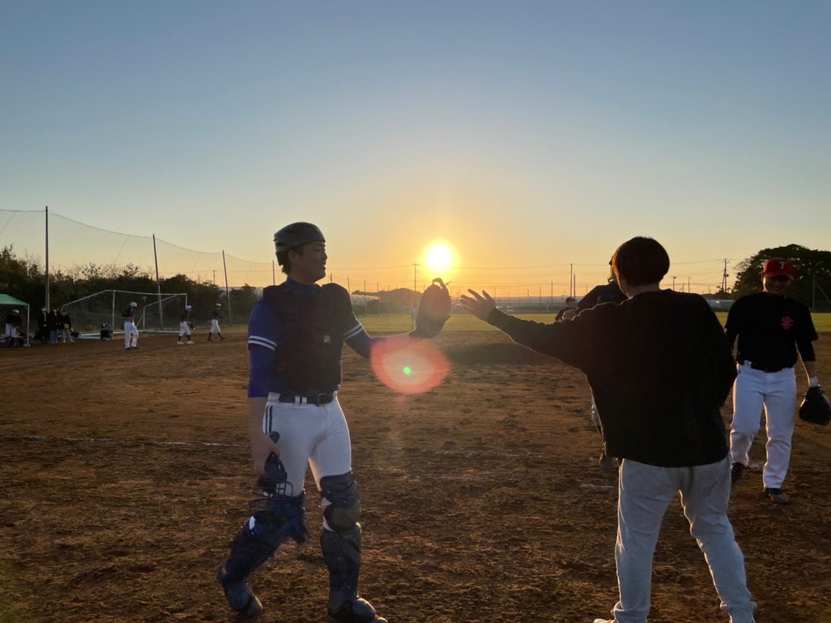 Brave2016_'s tweet photo. 新入生の皆さん、ご入学おめでとうございます㊗️

そろそろ授業が始まりますね😊

braveに入って、楽しい思い出を作りませんか？選手だけでなく、マネも大募集してます！
#春から明星 #春から明星大学 #軟式野球サークル https://t.co/GgCq1wOQFI